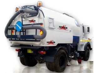 Truck mounted vaccum speeping machine